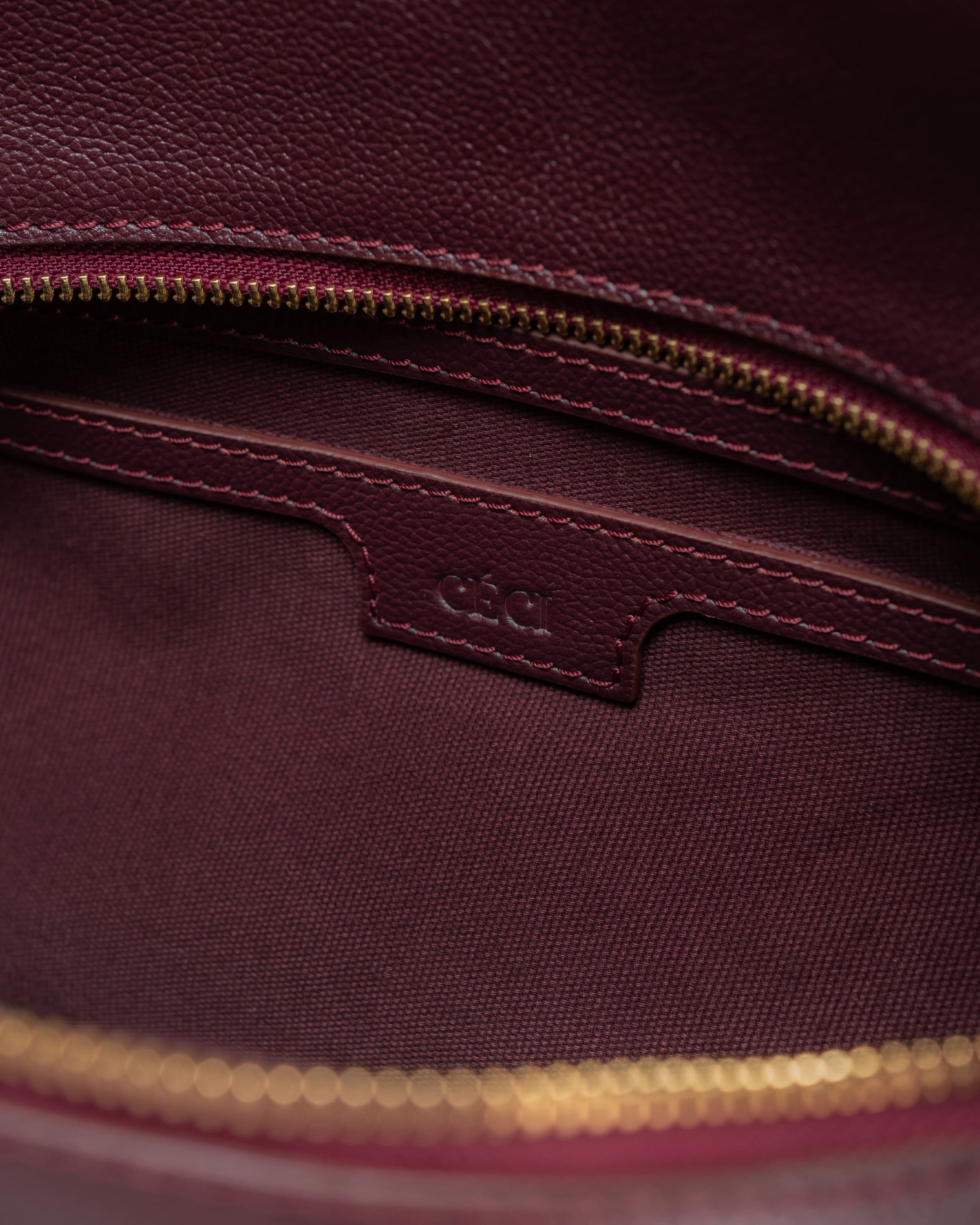 Thé Bag Thé Bag Red Medium Figures view 3 by CÉCI